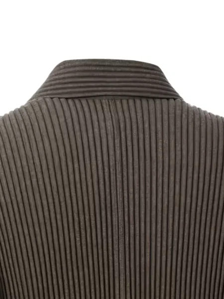 Μπουφάν Homme Plissé Issey Miyake με πέτο καφέ