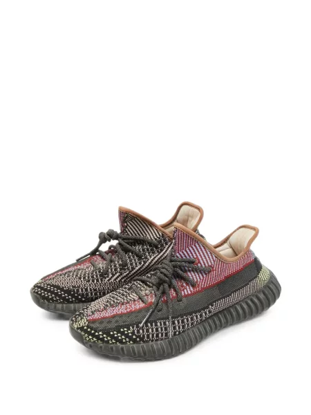 Маратонки Adidas Yeezy черно