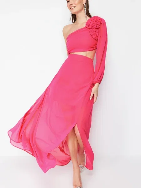 Sukienka wieczorowa Trendyol szyfonowa gradientowa w kształcie litery A różowa