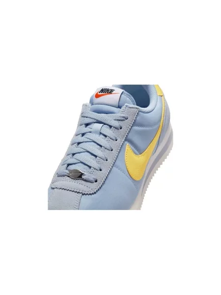 Pantofi Nike galben