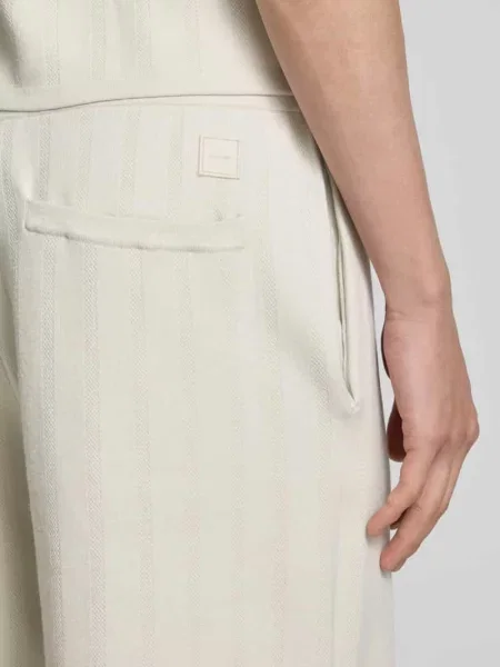 Szorty o kroju regular fit z fakturowanym wzorem Ck Calvin Klein