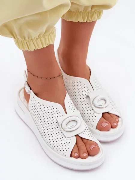 Usnjene sandali Evento bela
