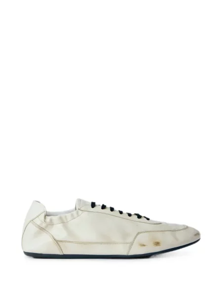 Sneakerși Prada cu șireturi zdrențuiți din dantelă