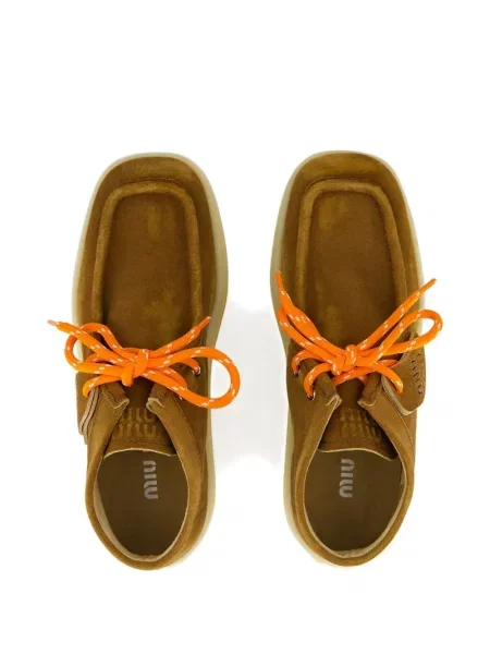 Sneakerși Miu Miu cu platformă maro