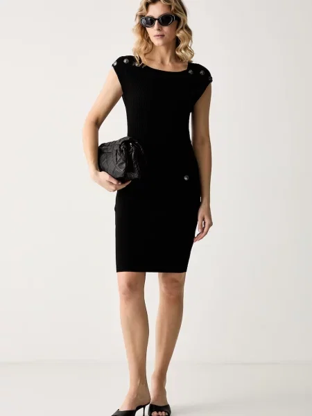 Guess rochie cu vâscoză CARMEN negru