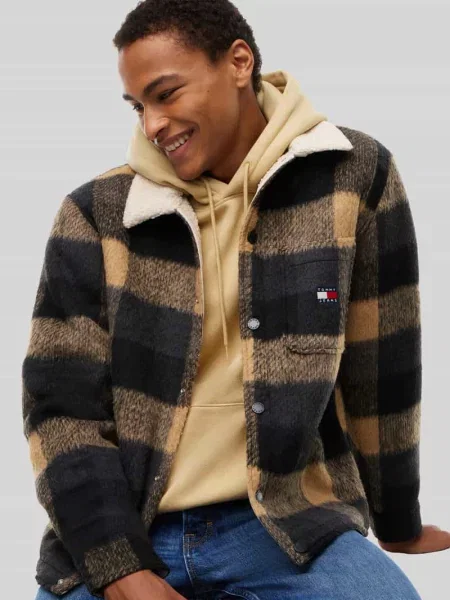 Koszula wierzchnia o kroju oversized z wykładanym kołnierzem model TEDDY COLLAR BRUSHED' Tommy Jeans czarna