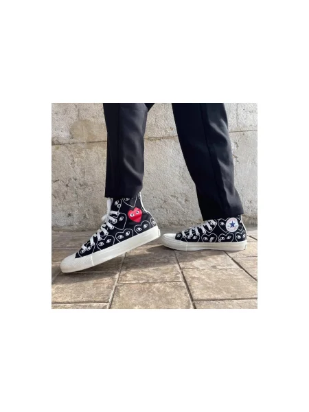 Pantofi Comme Des Garçons cu imagine cu motiv cu inimi alb