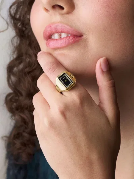 Годинник Fossil золотий