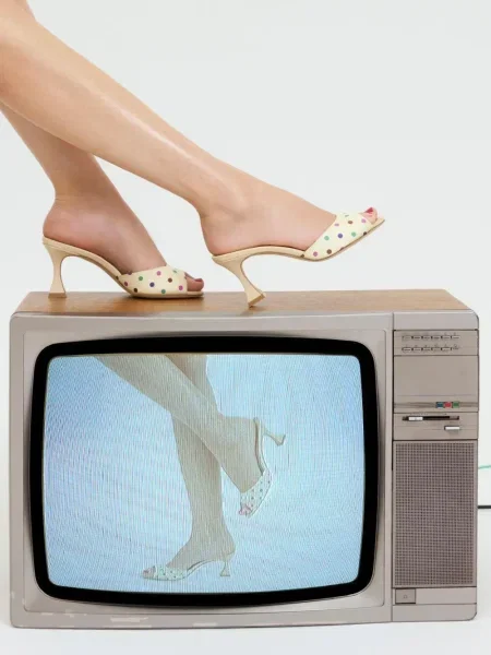 Sandale Manolo Blahnik cu buline