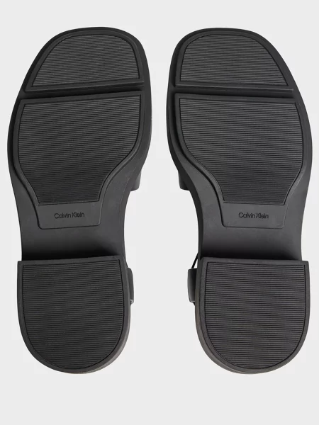 Кожаные босоножки Calvin Klein чанки черные
