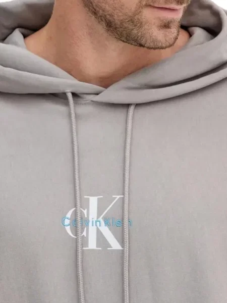Kapucnis melegítő felső Calvin Klein Jeans nyomtatás szürke