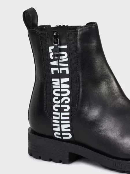 Ботинки Love Moschino черные