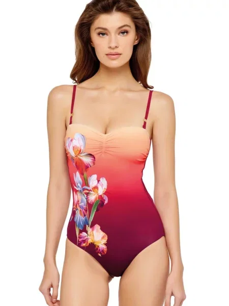 Купальник слитный с уплотнённой чашкой