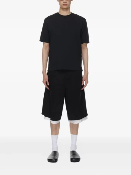 Tricou Studio Nicholson cu decolteu rotund scurt negru