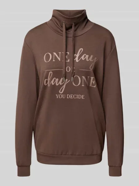 Bluza ze stójką i tunelem model ‘BANU’ Soyaconcept