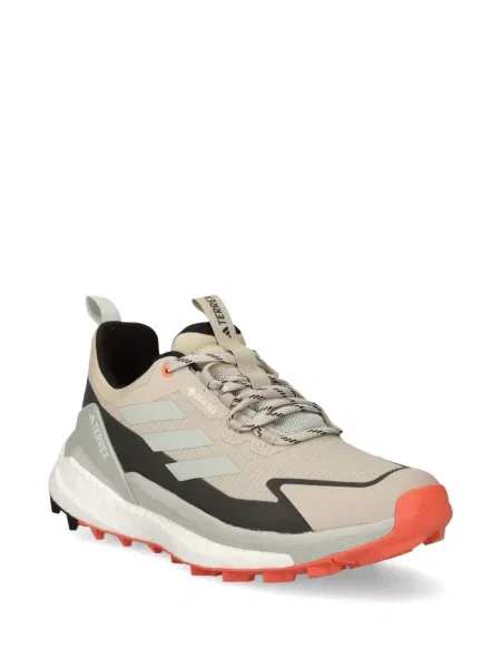 Sneakerși Adidas Terrex cu dungi din piele de căprioară roz