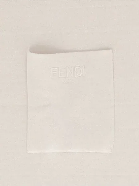 Pončo Fendi