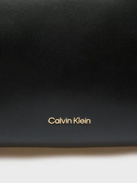 Косметичка Calvin Klein чорна