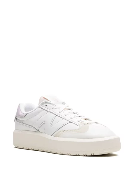 Iš natūralios odos sportbačiai New Balance balta