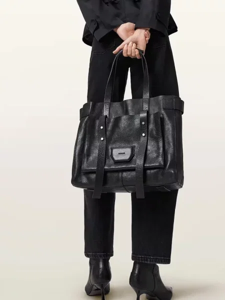 Шкіряна сумочка AllSaints URSA