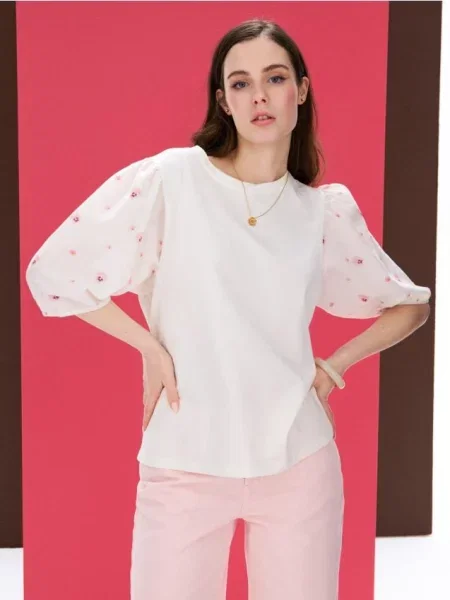 Блузка з пишним рукавом нюдовий