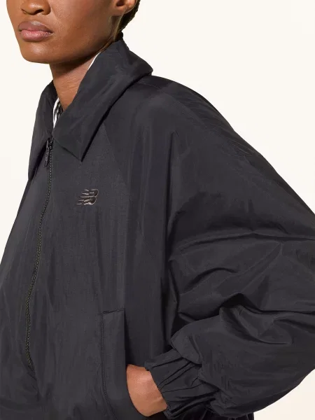 New Balance Kurtka schwarz czarny
