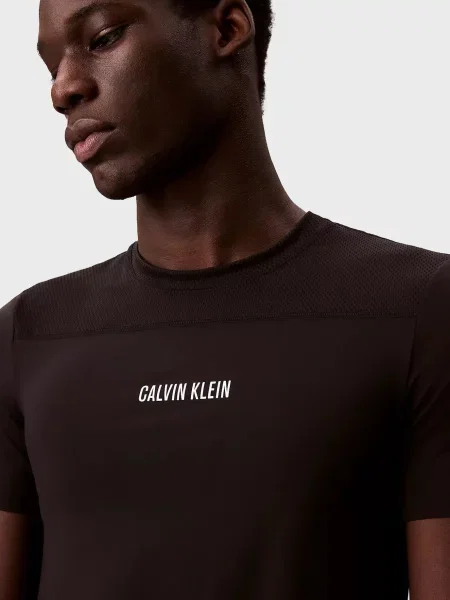 Спортивна футболка Calvin Klein чорна