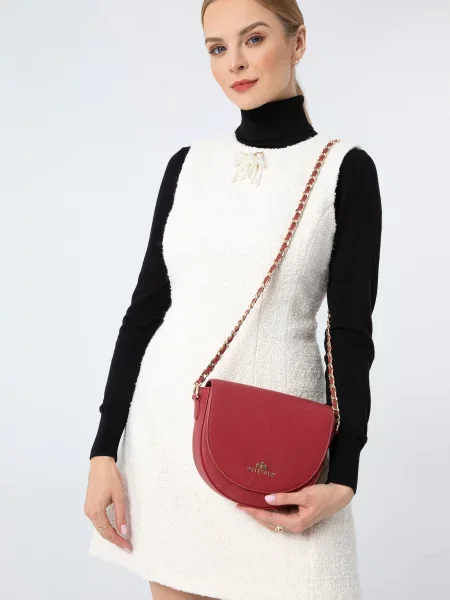 Torebka saddle bag skórzana na łańcuszku czerwona