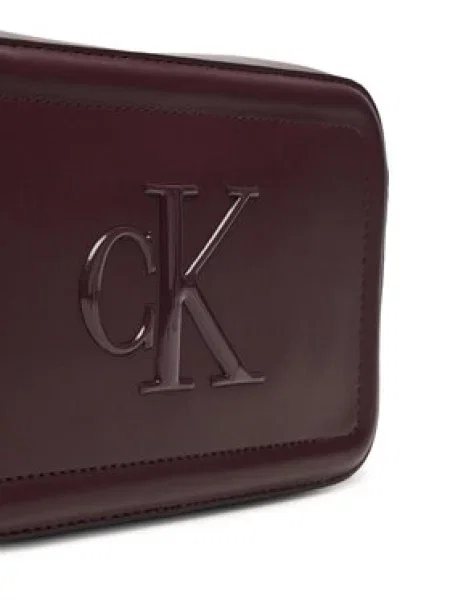 Calvin Klein crossbody torba za žene od imitacije kože ljubičasta