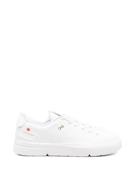 Sneakerși On cu șireturi din dantelă alb