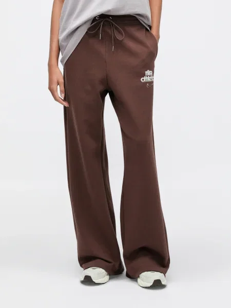 Nike Sportswear Nohavice PHNX FLC čokoládová / svetlosivá biela