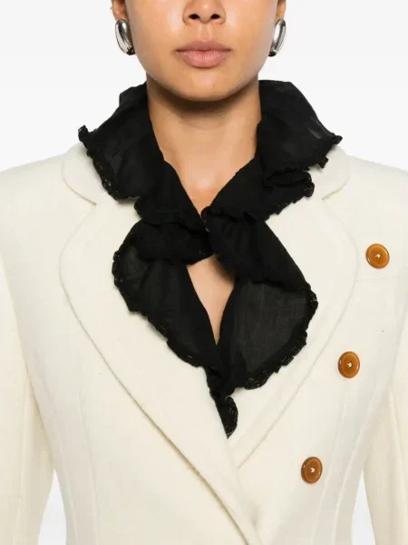 Яке Vivienne Westwood