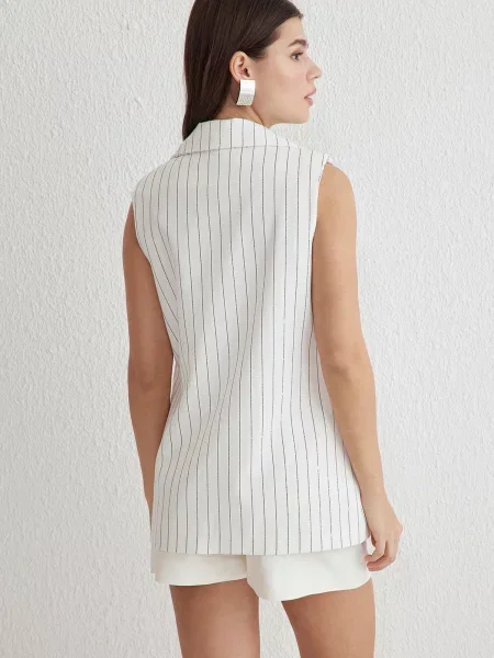 Telovnik Trendyol bela