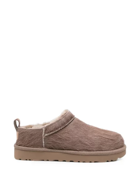 Cizme scurte Ugg cu autograf maro