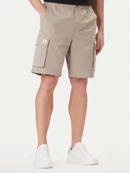 Kratke traper hlače Calvin Klein smeđa