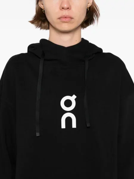 Top On-running negru
