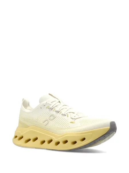 Sneakerși On galben