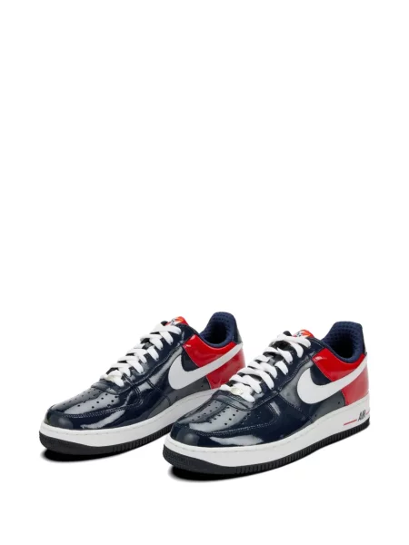 Обратим фитнес шапка Nike с принт синьо