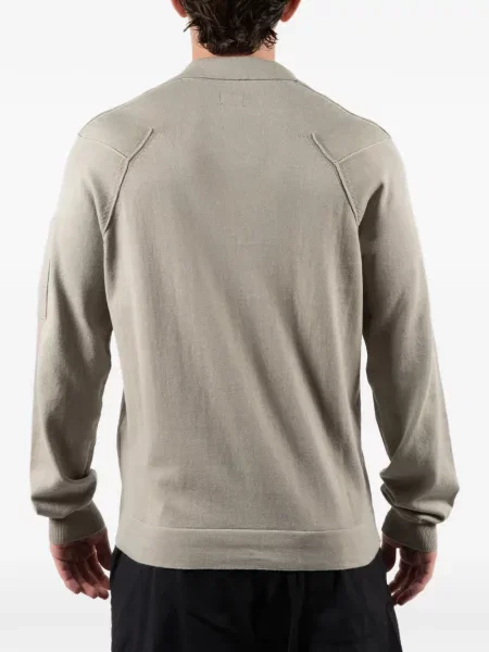 Svetr C.p. Company s autogramem