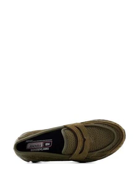 Маратонки New Balance зелено
