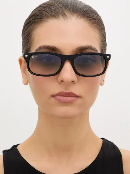 Ray-Ban napszemüveg fekete