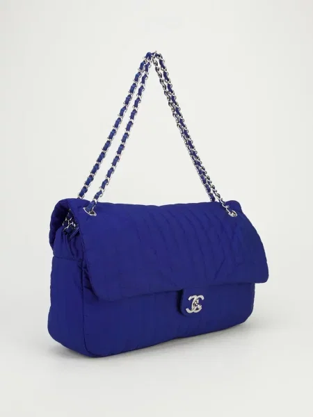 Prošívaná kabelka Chanel Pre-owned modrá