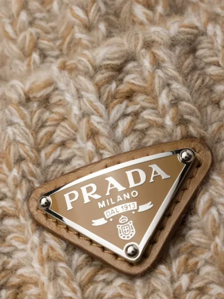 Căciulă Prada de lână