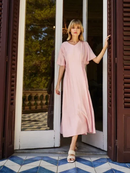 Rochie midi Marisse până la genunchi de costum roz