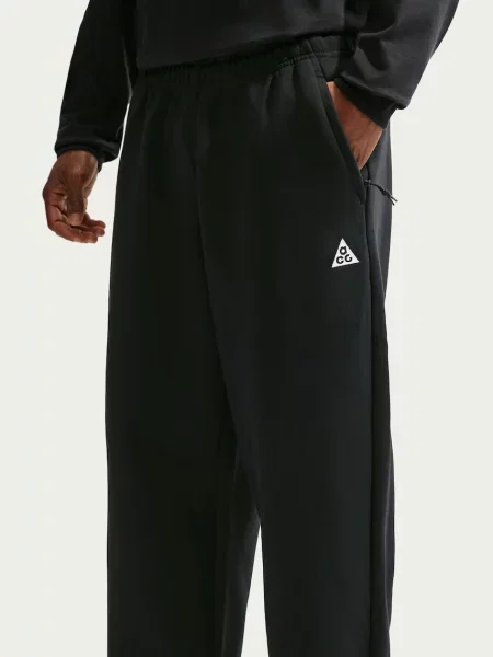 Nike ACG: All Conditions Gear spodnie dresowe z bawełną ACG Tuff Fleece czarne