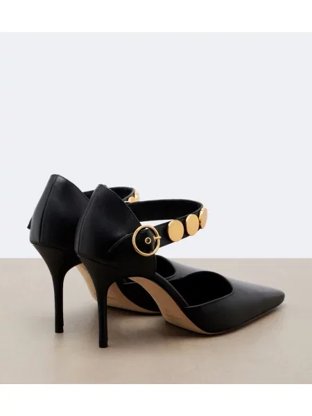 Pantofi cu toc Manolo Blahnik din piele cu tepi negru
