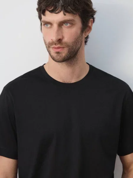 Koszulka regular fit g/m² Mężczyzna XXL MANGO MAN czarny