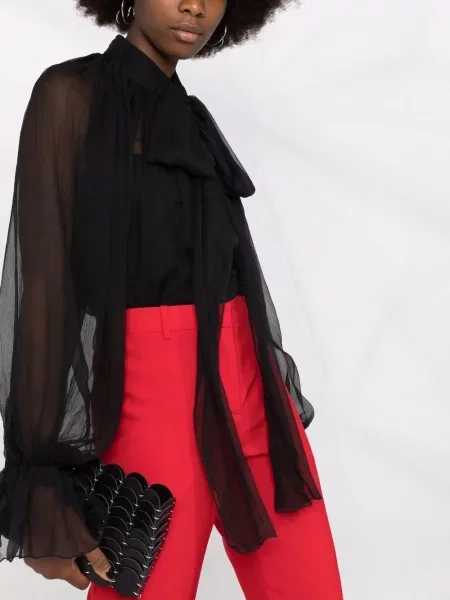 Hedvábná halenka Atu Body Couture s mašlí černá