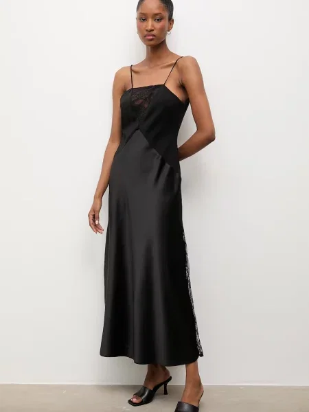 Answear.LAB rochie evazată negru