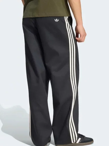 Adidas Originals hlače črna